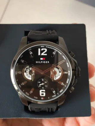 Reloj Tommy Hilfiger Negro