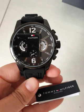 Reloj Tommy Hilfiger Negro