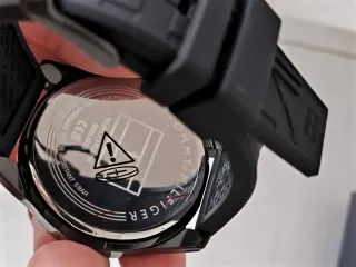 Reloj Tommy Hilfiger Negro