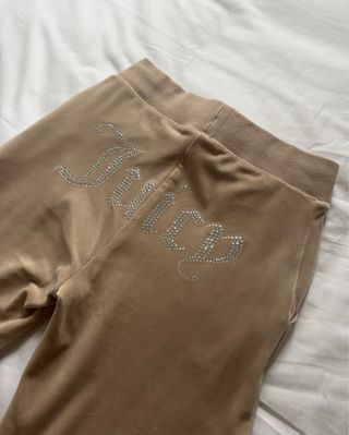 Pantalón de terciopelo Juicy Couture beige