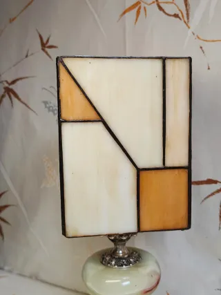 Lampada da tavolo Tiffany vetro,metallo e onice