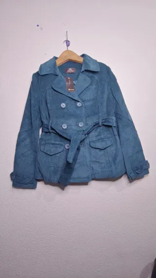 Americana negra y roja