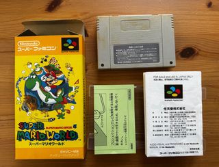 Super Mario World - Super Famicom Nintendo