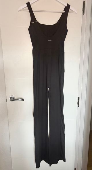 Mono deportivo Oysho negro