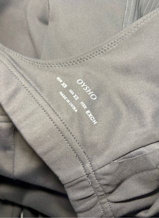 Mono deportivo Oysho negro