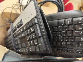 Ordenadores de sobremesa y complementos