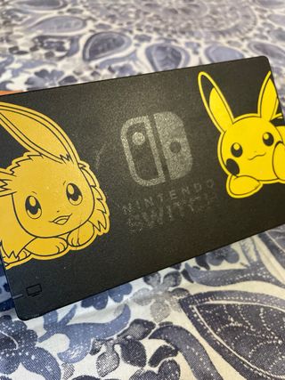 Nintendo Switch Ed. Eevee & Pikachu