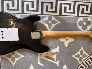 Guitarra Eléctrica Clifton Stratocaster Negra