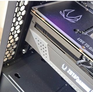 gráfica Zotac RTX 4070 Ti Super SOLID OC 16 gb