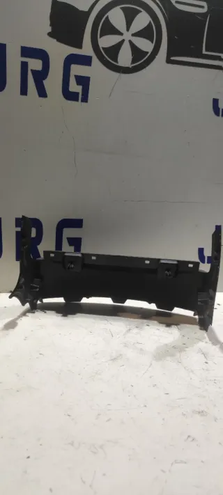 1136 MOLDURA COLUMNA DIRECCIÓN BMW