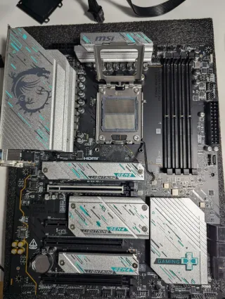 Placa Base MSI X670E Gaming Plus WIFI