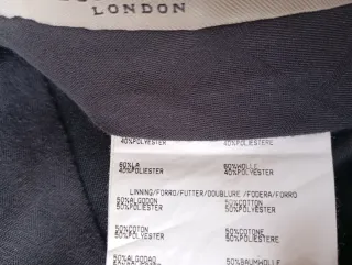 Pantalones de vestir Burberry grises