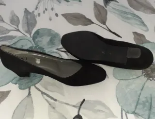 Zapatos salón ante negros talla 40