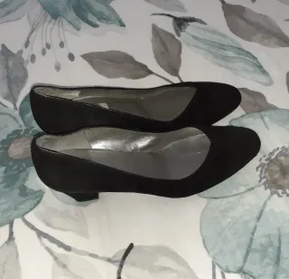 Zapatos salón ante negros talla 40