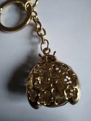 Portachiavi a forma di coccinella con strass