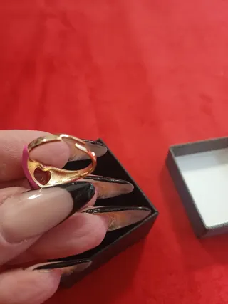 Anello cuore rosa con pietra rossa