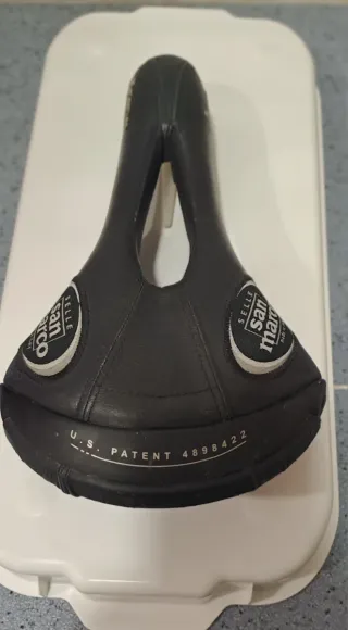 Sillín San Marco Aero Negro