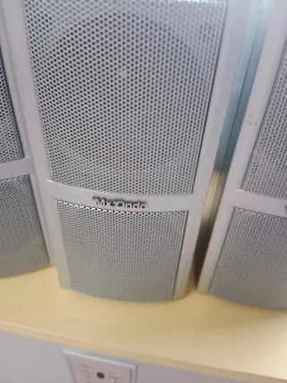 SUBWOOFER Y ALTAVOCES