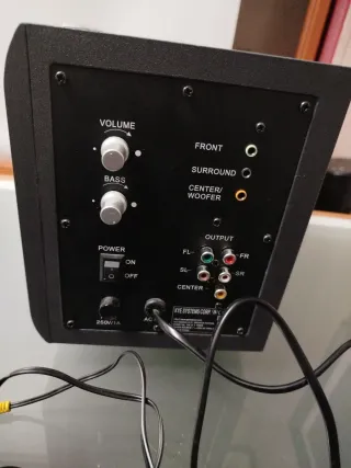 Sistema de altavoces Genius 5.1