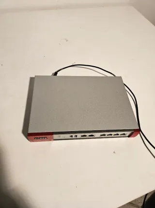 ZyXEL ZyWALL USG 50 Firewall Router