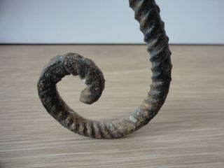 17 SOPORTES DE HIERRO