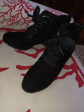 Tronchetto nero usato 1 volta