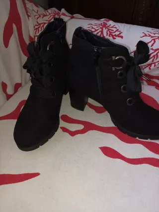 Tronchetto nero usato 1 volta