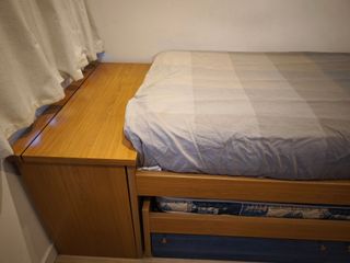 Cama nido con arcón y mesa auxiliar