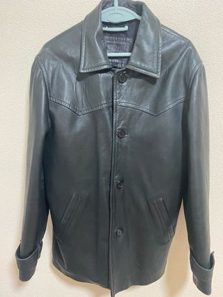 Chaqueta de cuero negra