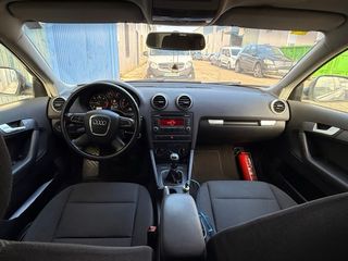 Audi A3 1.6 tdi 105cv año 2010