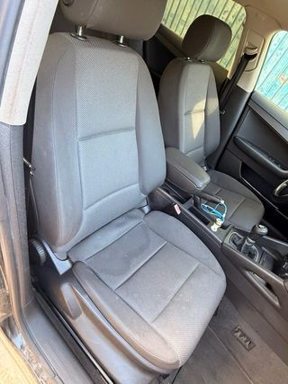 Audi A3 1.6 tdi 105cv año 2010