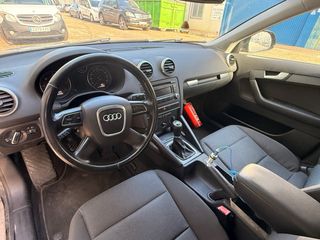 Audi A3 1.6 tdi 105cv año 2010