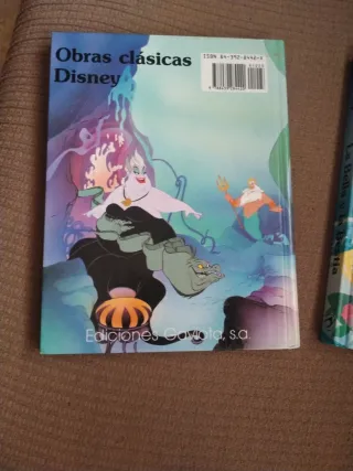 Libros Disney: La Sirenita y La Bella y la Bestia