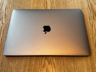 MacBook Pro 13 Apple