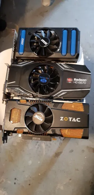 Lote De Tres Tarjetas Graficas Sin Probar (Piezas)