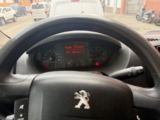 Furgoneta peugeot boxer