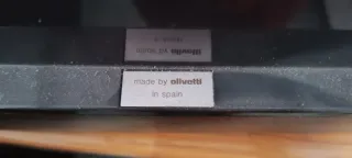Macchina da scrivere Olivetti Linea 98
