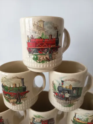 Set di 6 tazze in ceramica con treni antichi