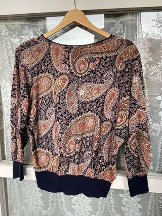 Blusa vintage estampado paisley