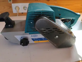 Lijadora de banda Virutex LB31E