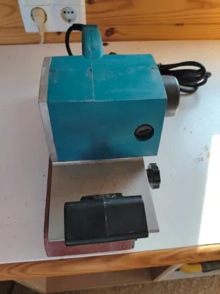 Lijadora de banda Virutex LB31E