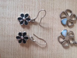 Pendientes Flor Plata Negro Dos Tamaños