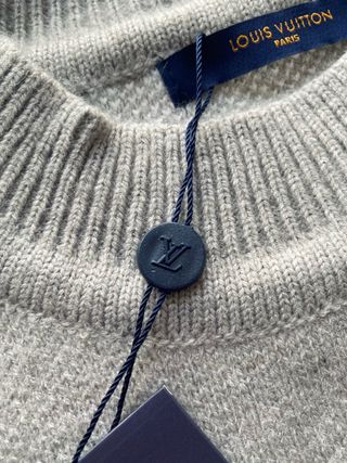 Jersey Louis Vuitton Gris y Blanco