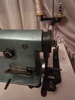 Máquina de coser industrial 50 euros