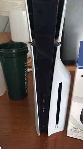 Consola PlayStation 5 con 2 mandos