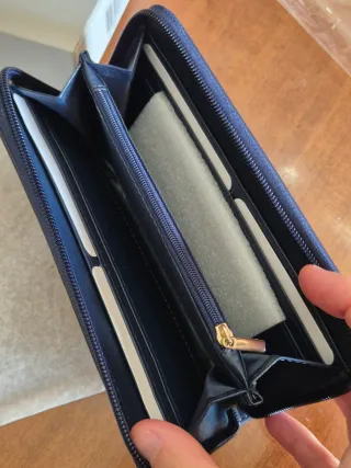 Portafoglio donna Guy Laroche blu