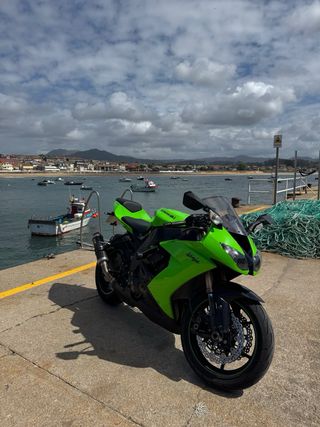 Kawasaki Ninja ZX10RR