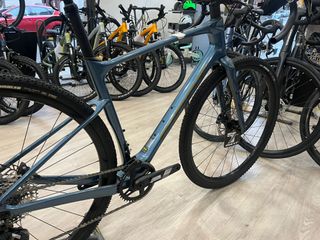 Bici Gravel Giant Revolt Advanced 1 2024 T.M