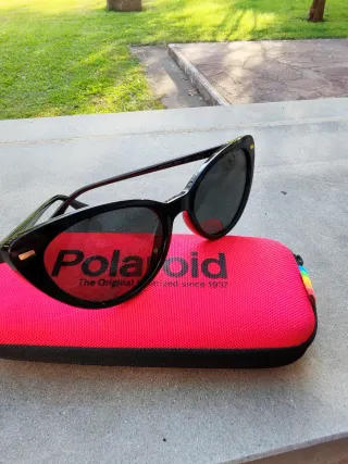 Occhiali da sole Polaroid neri