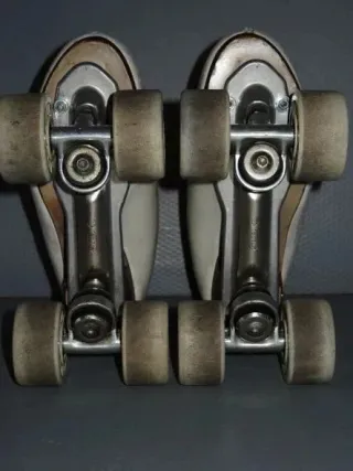 Pattini a rotelle bianchi Risport RF3 245 (37)